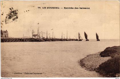 CPA Le Hourdel Rentree des bateaux (1498789)