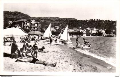Le Lavandou CPA La plage