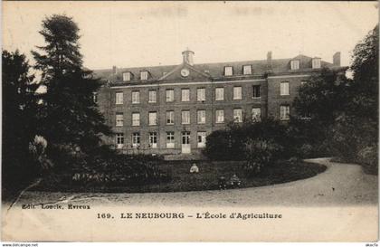 CPA LE NEUBOURG L'Ecole d'Agriculture (1160431)
