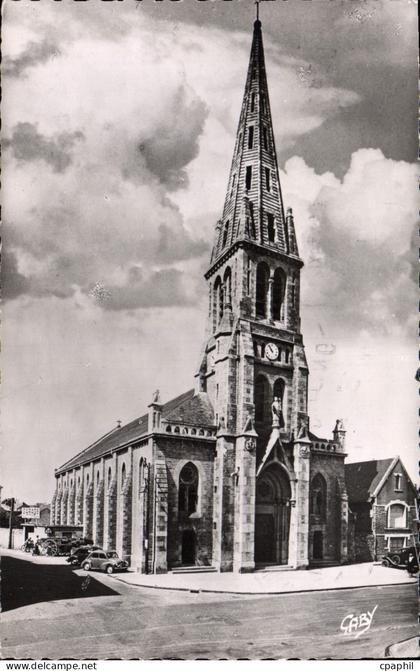 CPM Le Pouliguen L'Eglise