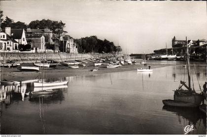 CPSM Le Pouliguen le port de la Baule au Pouliguen