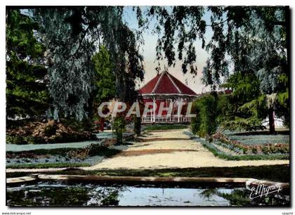 CPM Le Trait Le Jardin Public