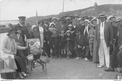 76-LE-TREPORT-CARTE-PHOTO- GROUPE DE PERSONNES