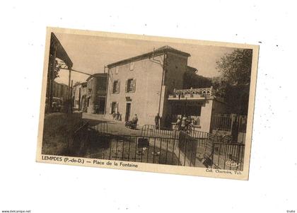 LEMPDES PLACE DE LA FONTAINE