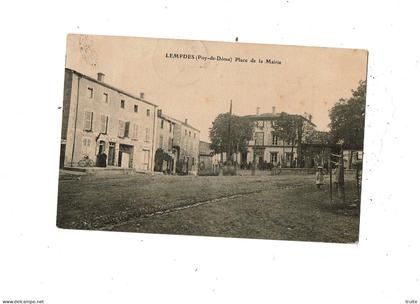 LEMPDES PLACE DE LA MAIRIE