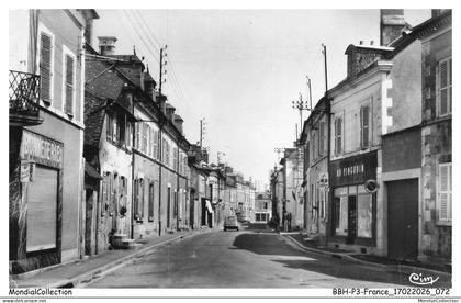 BBHP3-0232-18 - LES AIX-D'ANGILLON - Rue principale