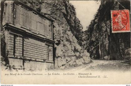 CPA LES ECHELLES Les Grottes - Monument - Grande Chartreuse (1195366)