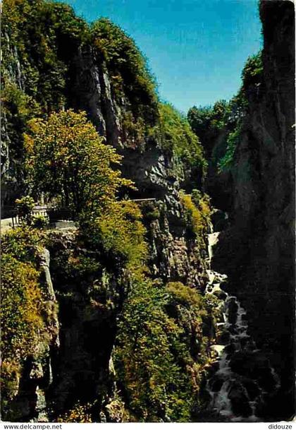 26 - Drome - Vercors - La Route des Grands Goulets - Cascade de la Vernaison - Flamme Postale de La Chapelle en Vercors