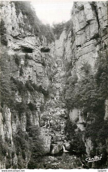 CPM Le Vercors Les Grands Goulets Cascade de la Vernaison