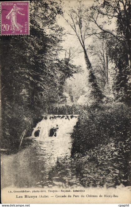 CPA Les Riceys Aube Cascade du Parc du Chateau de Ricey Bas