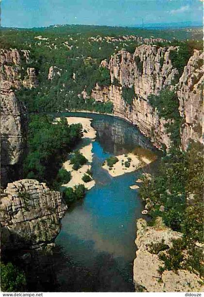 Carte Postale - 07 - Les Vans - Bois de Paiolive - La Vallée du Chassezac - les Falaises, vers le bois de Païolive - Vue