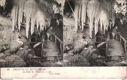 CPA Grottes De Betharram La salle des pieuvres