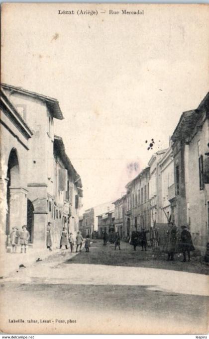 09 - LEZAT --  Rue Mercadal
