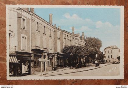 LIBOS (47) - LE ROND POINT