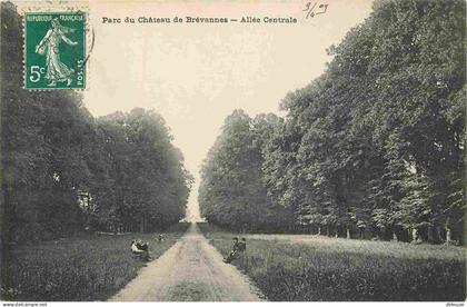 Carte Postale Ancienne - 94 - Limeil Brevannes - Parc du Château de Brévannes - Allée Centrale - Animée - CPA - Oblitéra