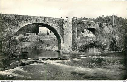 83 LORGUES