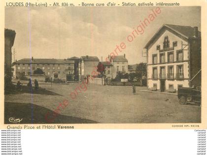 43.  LOUDES .  Grande Place et Hôtel Varenne .