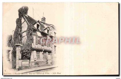 CPA Louviers Vieille maison Rue de Louviers