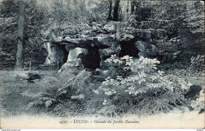 CPA Lucon Cascade du Jardin Dumaine