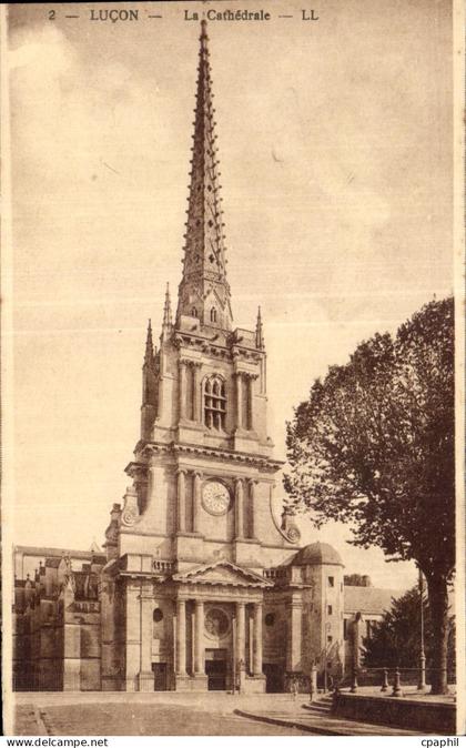 CPA Lucon la cathedrale