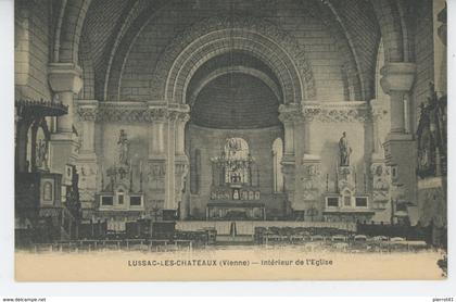 LUSSAC LES CHATEAUX - Intérieur de l'Eglise