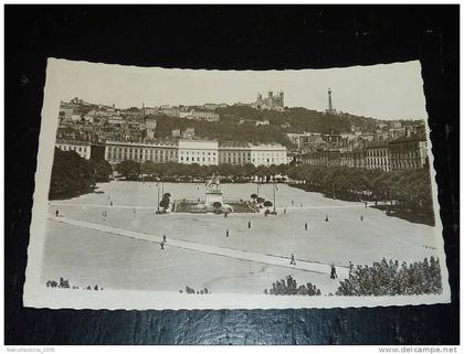2 CARTES LYON - PLACE BELLECOUR / LA PREFECTURE - 69 RHONE