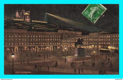 a958 / 425 69 - Lyon - le 8 Décembre
