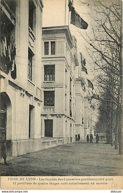 Carte Postale Ancienne - 69 - Lyon - Foire de Lyon - Les façades des 6 premiers pavillons (côté quai) - 12 pavillons de