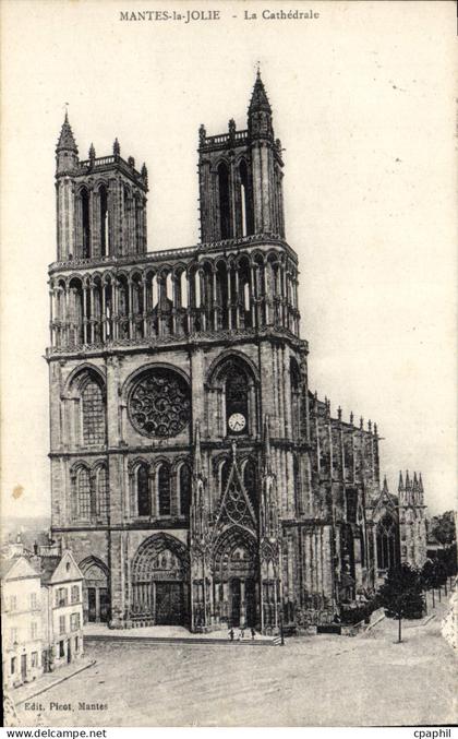 CPA Mantes la Jolie La Cathedrale
