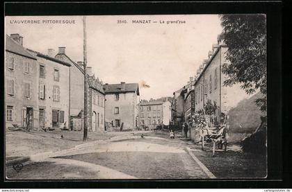 CPA Manzat, La grand'rue