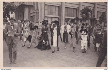 MARCQ EN BAROEUL(CHAMP DE COURSES) HIPPODROME(MODE)