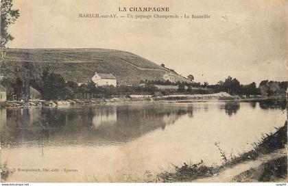 CPA La champagne mareuil sur ay un paysage champenois la bouteille