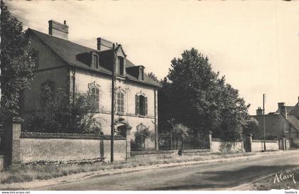 MASSAY : ECOLE DES GARCONS