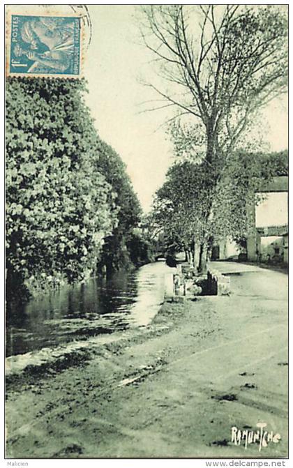 - depts div-ref LL293- deux sevres - mauze sur le mignon - le mignon a mauze - carte bon etat -