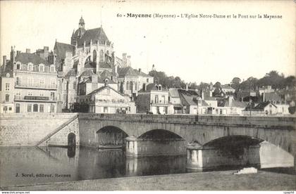 CPA Mayenne L'eglise Notre Dame Et Le Pont Sur La Mayenne