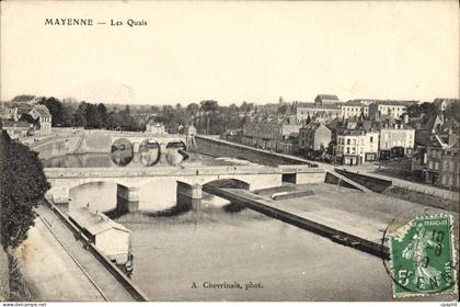 CPA Mayenne Les quais