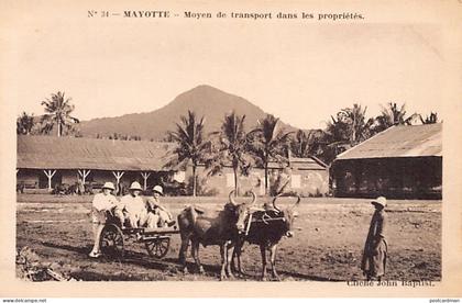 MAYOTTE - Le moyen de transport dans les propriétés - Cliché John Baptist - Ed. Issoufali 34
