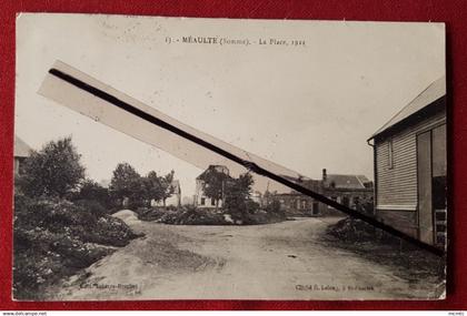 CPA - Méaulte - (Somme) - La Place 1922