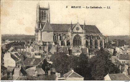 CPA Meaux La Cathedrale