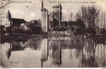 CPA Mehun sur Yevre Chateau de Charles VII vu des bords de I Yevre
