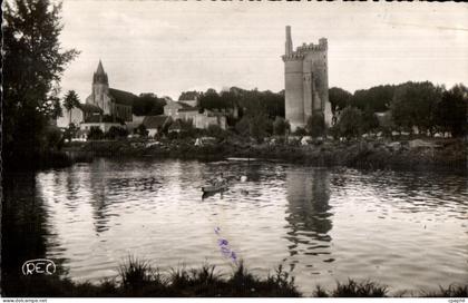 CPA Mehun Sur Yevre (Cher) Chateau Charles
