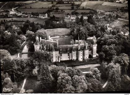 CPSM Meillant Vue Aerienne Le Chateau Partle Feodale