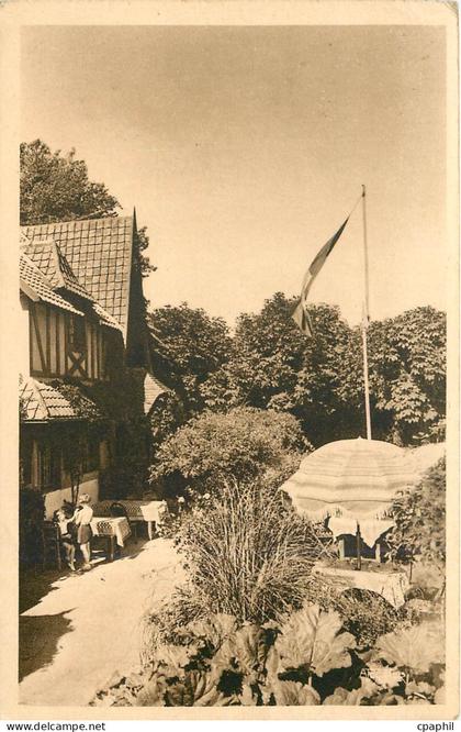 CPA Mesnil Val Seine Inf L'Hostellerie de la Vieille Ferme