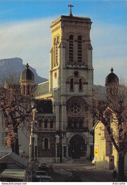 38 MOIRANS L EGLISE DE MOIRANS