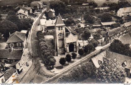 Moisselles vue aérienne Eglise
