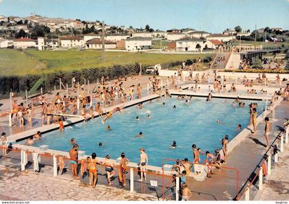 MONFLANQUIN   PISCINE
