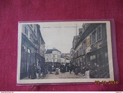 CPA - Montereau - Grande Rue - Place de la Pompe