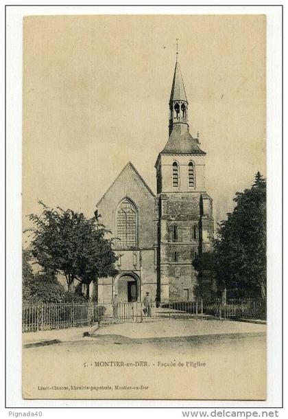 CP , 52 , MONTIER-en-DER , Façade de l'Eglise