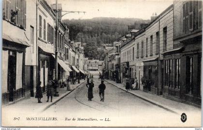 76 - MONTIVILLIERS -- Rue de Montivilliers