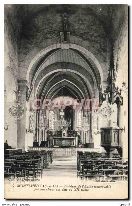 CPA Montlhery Interieur de l'Eglise